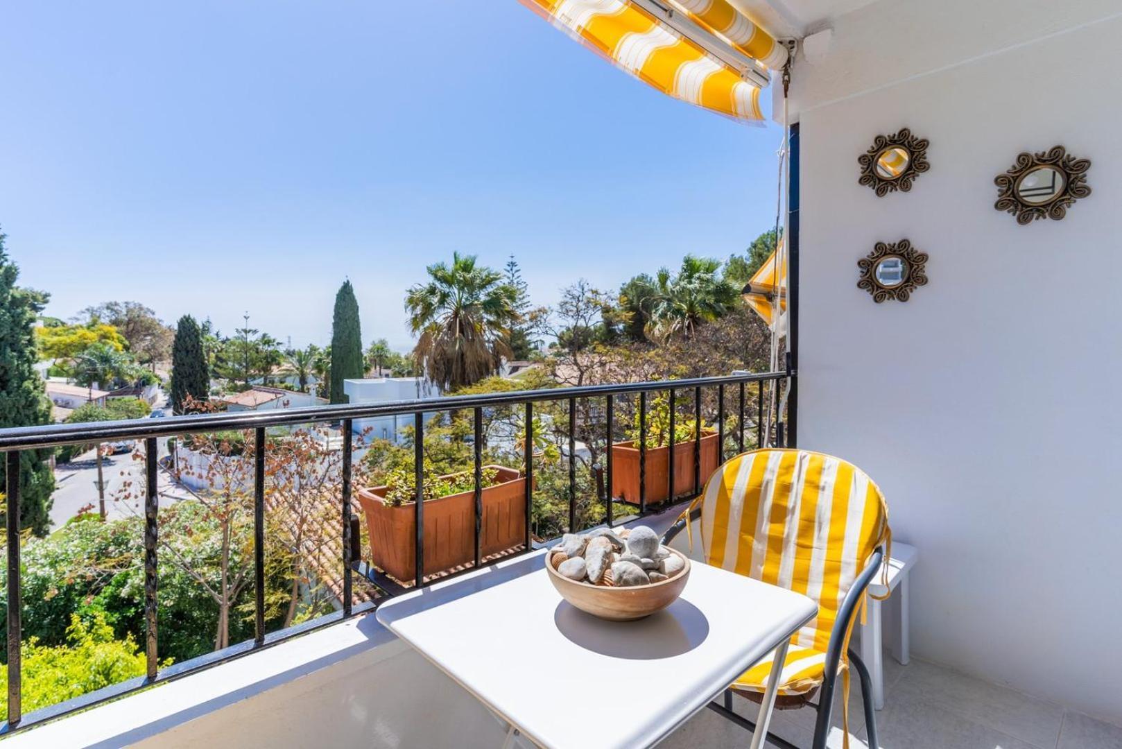 Guestready - Chasing The Sun In Malaga Apartment Marbella Luaran gambar